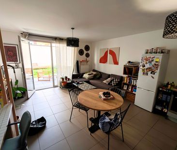 Location Appartement 2 pièces 49m² - Photo 2