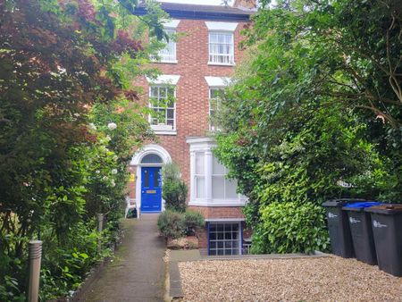 1 bedroom in a house share to rent - Photo 3