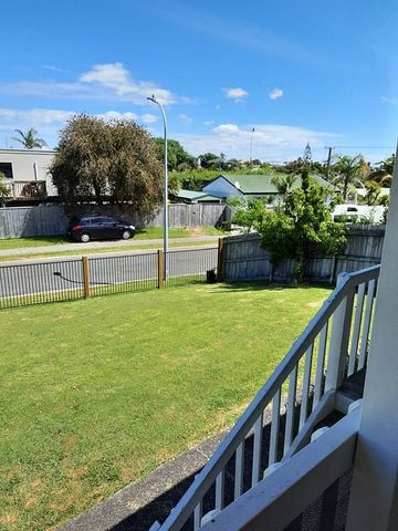 Sunny & warm with fantastic views. Pet friendly. - Photo 5