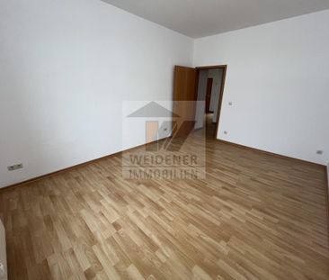 Einbauküche, Aufzug und 2x Balkone! Großzügige 4- Zimmer Wohnung mi... - Foto 1