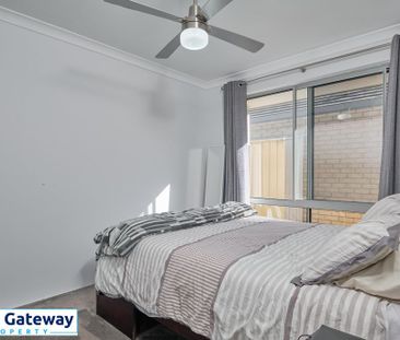 13 Observatory Avenue, AUBIN GROVE WA 6164 - Photo 5