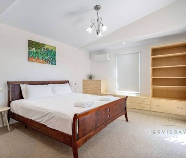 4 Bedroom Vincentia Home - Photo 6