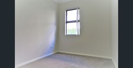 Two Bed Apartment with Carlingford Court just at doorstep - Photo 2