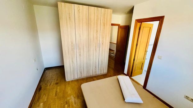 Casa o chalet de alquiler en Calle del Laúd, Barrio de la Vega - Photo 1