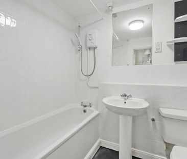 Winery Lane, Kingston Upon Thames, Surrey, KT1 - Photo 5