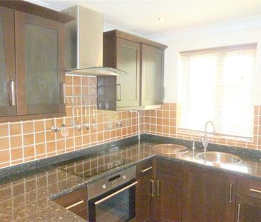 2 bedroom terraced house to rent - Photo 6