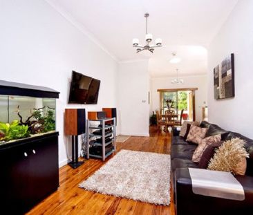 Beautiful Family Home &ast;&ast; Available Now &ast;&ast; - Photo 1