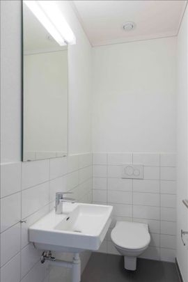 "Wohnen in moderner Einrichtung" - Foto 1