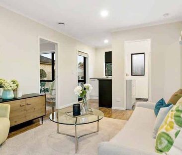 Welcome to a charming 1-bedroom house - Photo 2