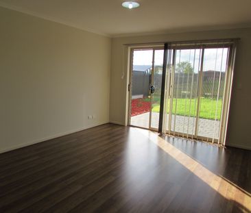 30 Carlson St, Mount Barker SA 5251 - House For Rent | Domain - Photo 2