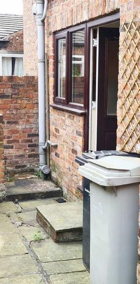 2 bedroom house to rent - Photo 1