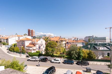 3 Bedroom Apartment, Monte Estoril, Cascais - Photo 3