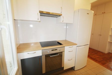 3 PIECES - CHATOU, - Photo 4