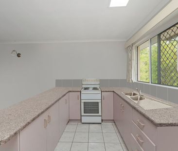 2/82 Eleventh Avenue, 4810, Railway Estate Qld - Photo 4