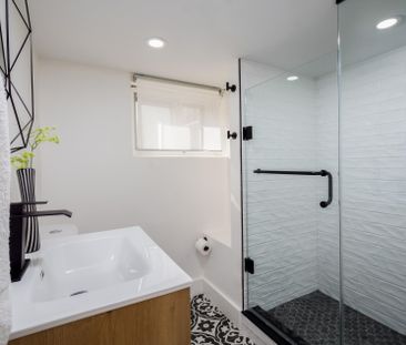 For Lease - 129 Holland Park Avenue, Toronto, Ontario - Photo 5