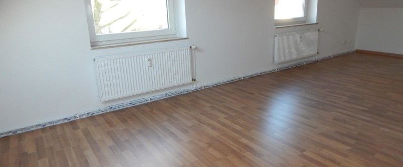 Großzügige 3-Zimmer-Dachgeschosswohnung wartet auf SIE! - Photo 1