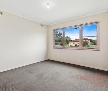 Neat 3 Bedroom Home with Large Yard - Photo 2