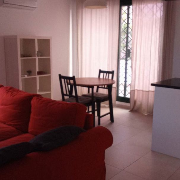 Piso de alquiler en Calle de Juan de Ortega, 9, Los Almendros - El Limonero - El Tomillar - Photo 1