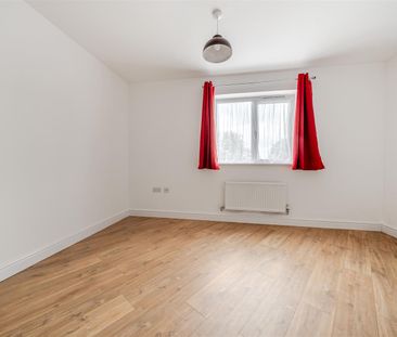 John Hunt Drive, Basingstoke, Hants - Photo 1