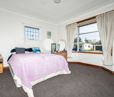 Sunny Corner Home - Photo 4