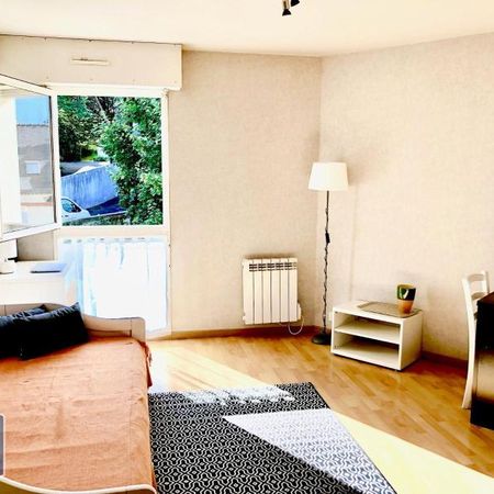 Location Appartement 1 pièce 24m² LAVAL 53000 - Photo 3