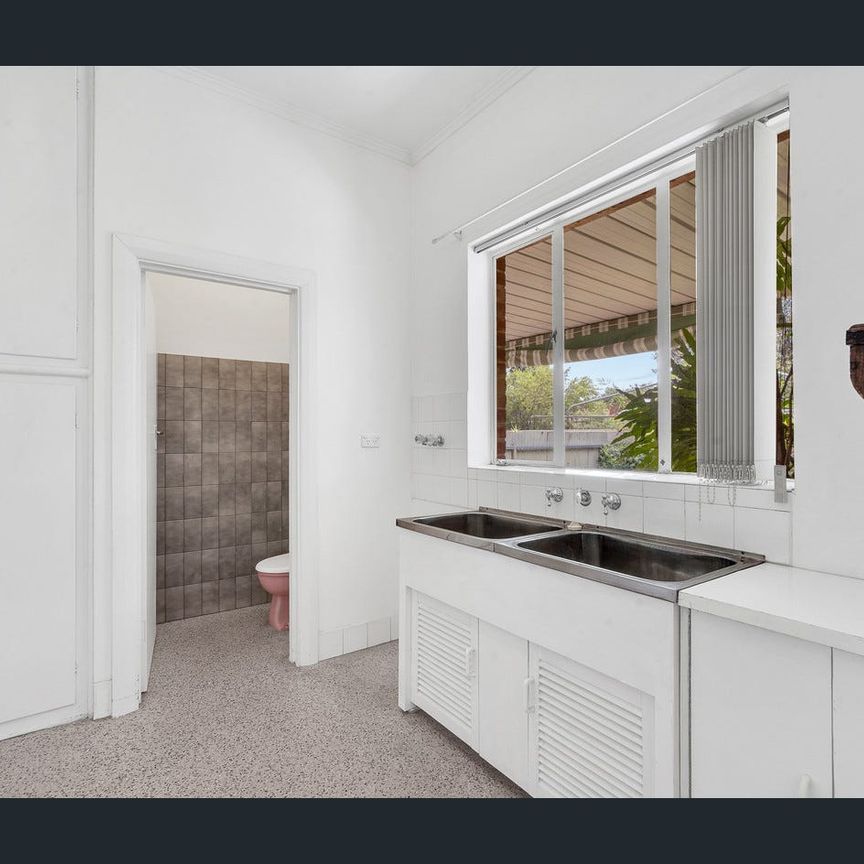 Hi, I'm Space, Comfort & Easy Living with Charming Backyard Garden - Photo 1