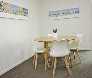 205/18 Fern Street, Surfers Paradise - Photo 1