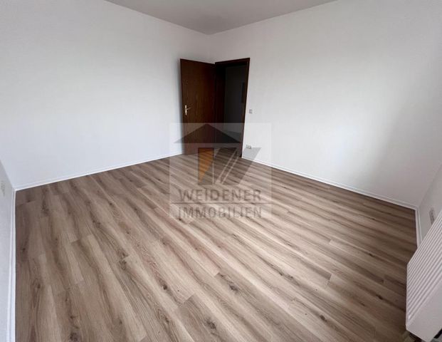 3 Raum-Wohnung mit Balkon, Aufzug nahe dem Bieblacher Einkaufszentrum - Photo 1