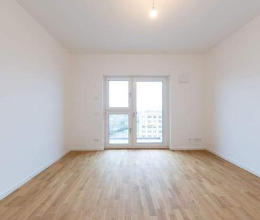 Helles Studio-Apartment im 5.OG - Foto 1