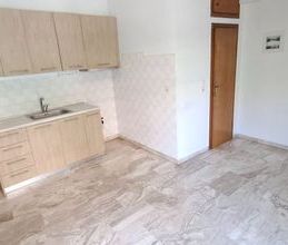 Studio/Γκαρσονιέρα για ενοικίαση - Βούλγαρη - Ντεπώ - Μαρτίου, - Φωτογραφία 3