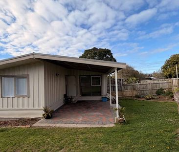 Private & Easy-Care One-Bedroom Unit in Matua - Photo 3