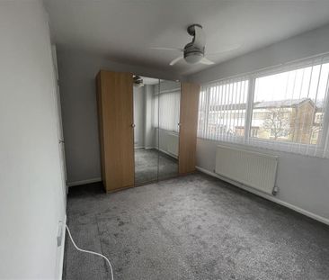 WattishamSquare, BIRMINGHAM - Photo 3