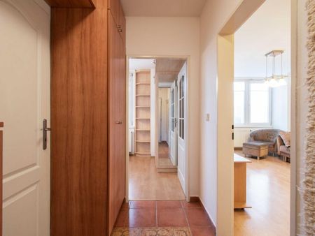 Pronájem bytu 2+kk 37 m2 - Fotografie 2