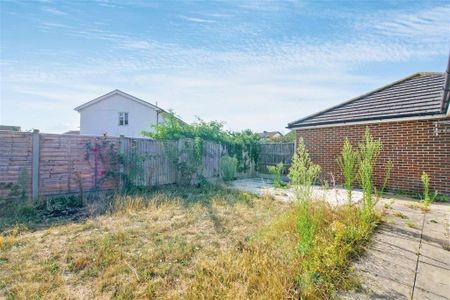 Pond Lees Close, Dagenham RM10, London - Photo 3