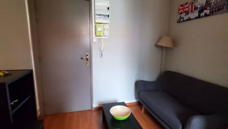 Appartement F2 meublé - Fac de droit / fac de lettre - Photo 5