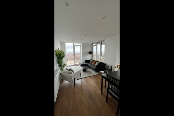Room in a Shared Flat, London, E6 - Photo 1