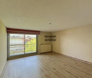Location Appartement 1 pièce 40m² MERIGNAC 33700 - Photo 1