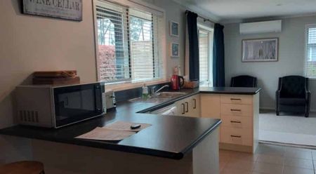 4 bedroom 2 bathroom in Motuoapa Taupo to rent - Photo 3