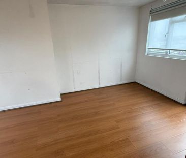 4 bedroom terraced house to rent - Photo 4