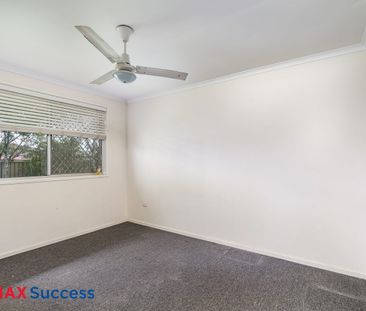 Neat & Tidy Unit in Quiet Newtown Triplex - Photo 4