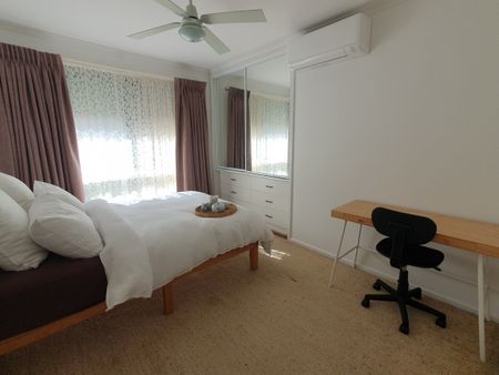 Craigieburn - Photo 4