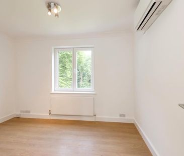 6 bedroom detached house to rent - Photo 6