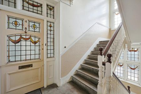 3 bedroom flat to rent - Photo 5