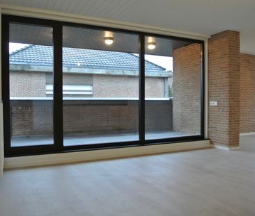 Lichtrijk appartement te huur te Roeselare - Foto 3