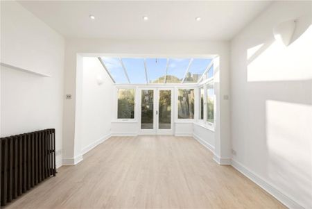 4 bedroom terraced house to rent - Photo 5