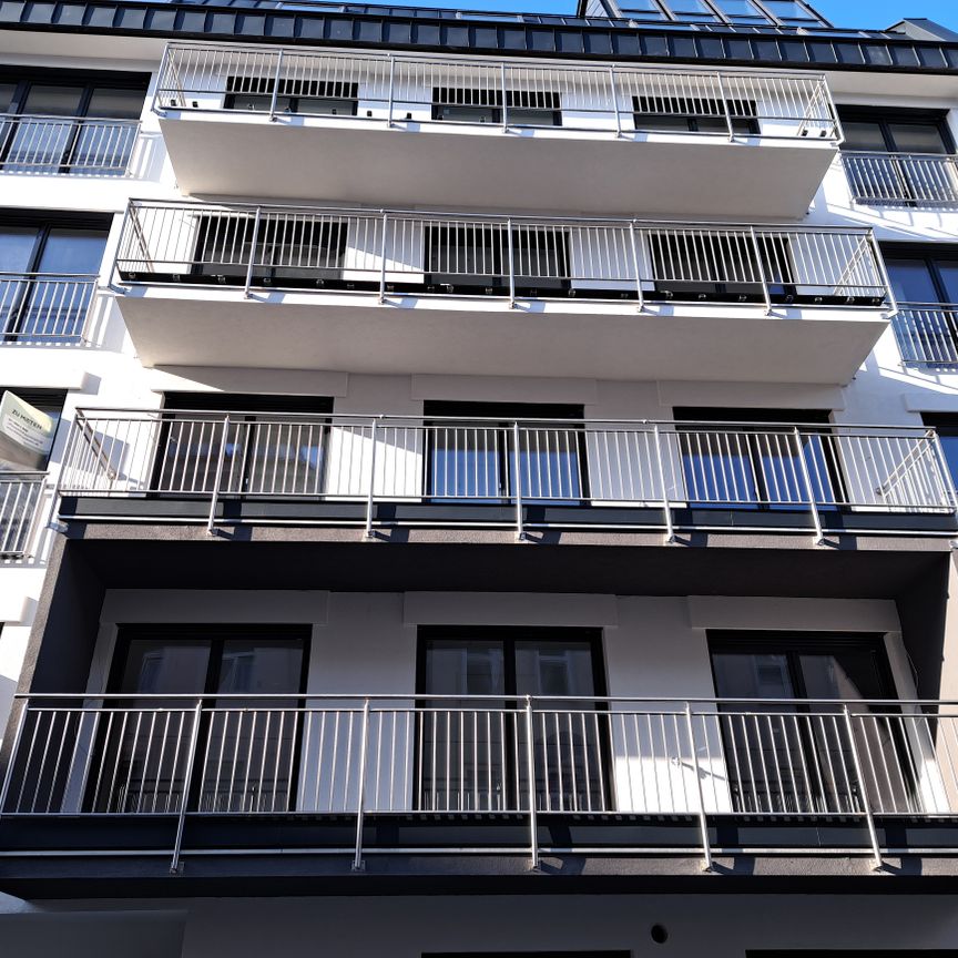 2 Zimmer mit Balkon, Erdwärme und Solaranlage. Ruhige Hoflage. 2023 erbaut. - Foto 1