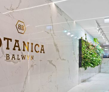 Luxury One-Bedroom Apartment - Photo 2