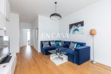 Warszawa, Wilanów, Herbu Szreniawa - Photo 2