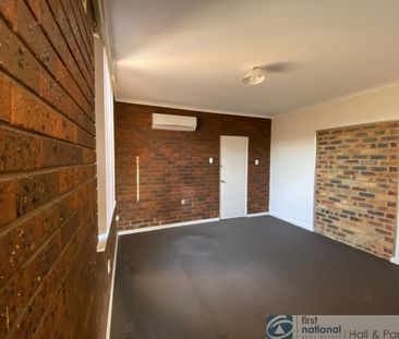 8A Stevenson Avenue, Dandenong North - Photo 1