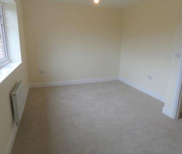 4 bedroom detached house to rent - Photo 5